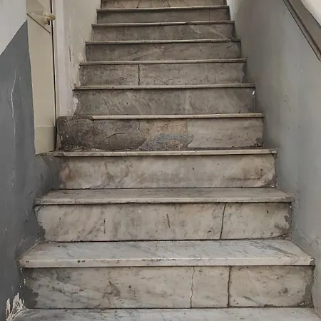 Five Boutique Naples