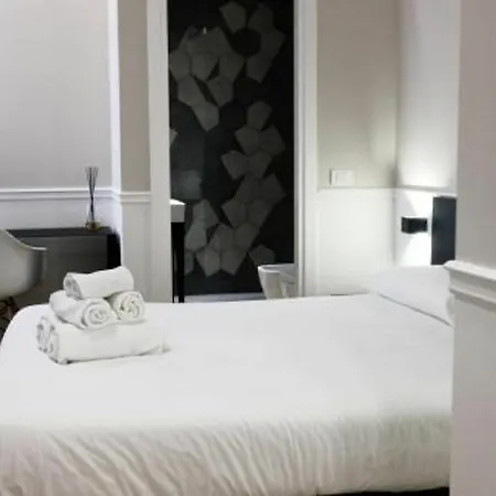 Five Boutique 3* Неаполь