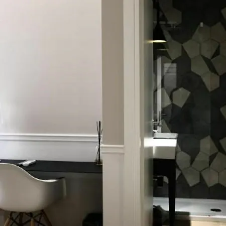 Five Boutique 3* Неаполь